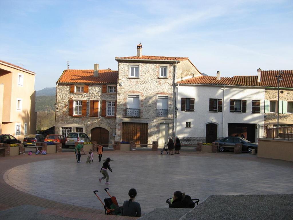 Appartement Centre Ville Du Boulou Pour 2 Adultes-2 Enfants- Check In 17H-21H--Juillet-Aout Reservation De 7 Jours Mini Le Boulou Zewnętrze zdjęcie